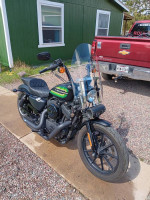 HARLEY DAVIDSON SPORTSTER IRON