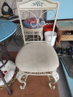 Glass Top Table, Wood Top Star Underneath, n 4 Chairs