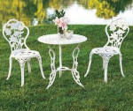 La- Bistro Table/Chairs.......