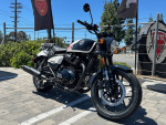 2024 Royal Enfield Shotgun 650 White | In stock!