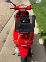2003 Vespa et2 50cc 2-stroke Scooter