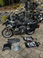 LOADED 2018 BMW R1200GS 13,300 MI + $10,000 FARKLES