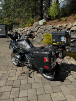 LOADED 2018 BMW R1200GS 13,300 MI + $10,000 FARKLES