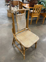Sandy Glass Top Pedestal Table with Four Chairs