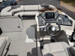 2022 Sylvan L3 CLZ Tritoon