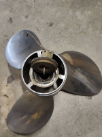 Mercury prop TEMPEST PLUS 22P