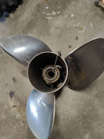 Mercury prop TEMPEST PLUS 22P