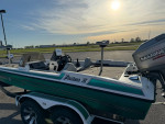 1996 Pantera 2 Bass Boat
