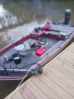 BumbleBee Super Bee Bass boat