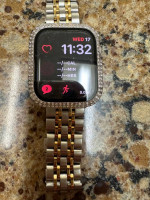 APPLE Watch Series 7 45mm + 21 Bands