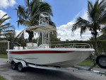 2013 CAROLINA SKIFF Ultra Elite Series 21 Suzuki 140 hp 4-Stroke
