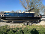 2022 Sylvan Mirage X3 Tritoon with ONLY 8 HOURS!
