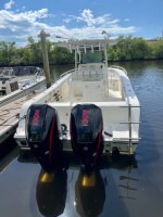 2019 Mako 284 CC W/2019 EZLOl Trailer