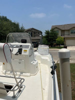 Boat 2001 19FT BAYSTEALTH CENTER CONSOLE!!