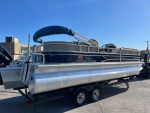 2019 Pontoon /Tritoon