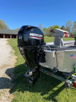 Polar Kraft Bass America Fishing Boat