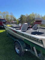 Polar Kraft Bass America Fishing Boat
