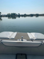 CLEAN 2005 Tige 22V Surf Boat - Low Hours