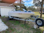 2002 19'-6" Glastron Bowrider