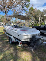2002 19'-6" Glastron Bowrider