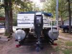 2011 25 bass tracker foot pontoon