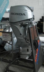 Honda BF60A outboard