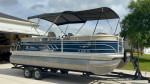 2022 Suntracker Pontoon Boat