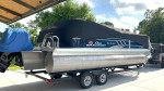 2022 Suntracker Pontoon Boat