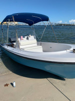 19' Mako Center Console