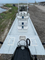 2018 Shallow Stalker 240 Kat Pro Sport - mint condition $56333 w 2022 Suzuki DF