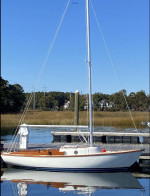 Cape Dory Typhoon Daysailer