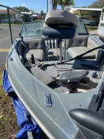 17.5' Ebbtide Ski/Fishing Boat