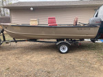 16 ft Lund Tiller
