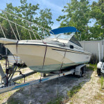 1985 Boston Whaler  Revenge 22’ W.T./2000 Yamaha 225 hp  Saltwater Series