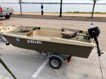 SUNDOLPHIN PRO 120 FISHING BOAT