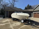 Rinker 246 Captiva Cuddy Cabin Boat