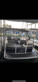20FT 2021 Bennington SLV (Black) 90HP yamaha outboard