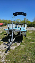 2017 Sunny Days Mini Pontoon Boat