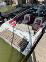 2001 Four Winns Boat and Trailer