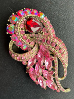 Brooch pin, new