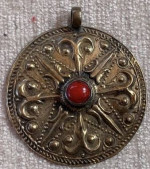 Unusual Vintage Pendant Round Circle Great Design Red Stone