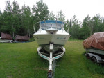1993 LARSON 220 HAMPTON CC 5 LITER MERCRUISER