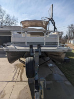 20ft Pontoon 40hp honda with karavan bunk trailer