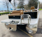 21’ Tahoe Pontoon 115 PXS Mercury