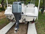 2002 Cobia 215