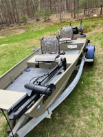 1542 tracker topper Jon boat / bass boat