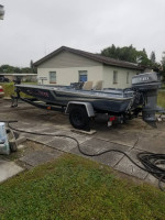 87 CAJAN BASS BOAT