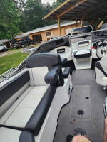 !9 ft Bow Rider Deck boat