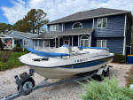 2007 Bayliner 217 deck boat open bow