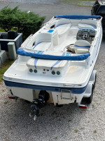 2007 Bayliner 217 deck boat open bow